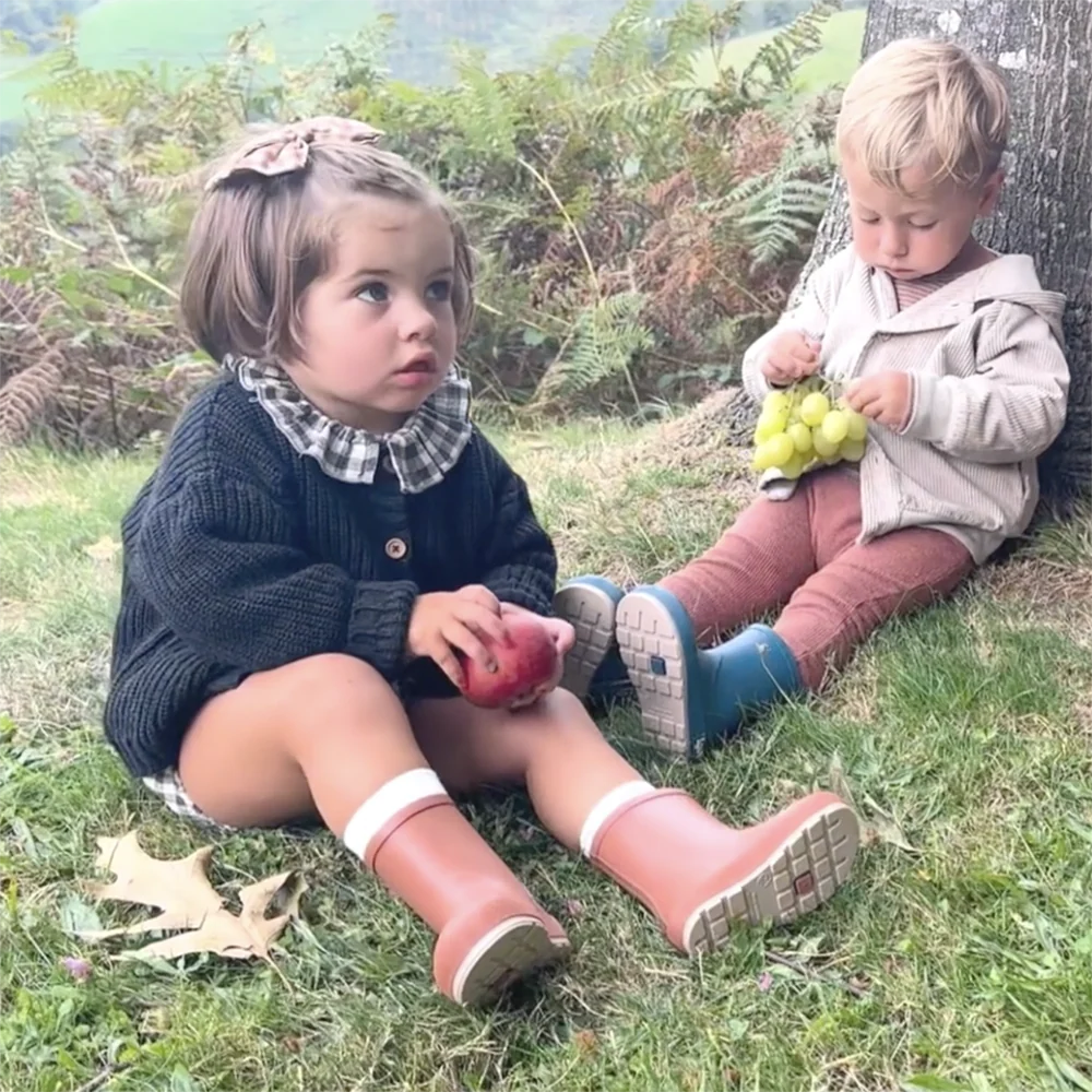 Igor Yogi Tejja - Bottes de pluie barefoot